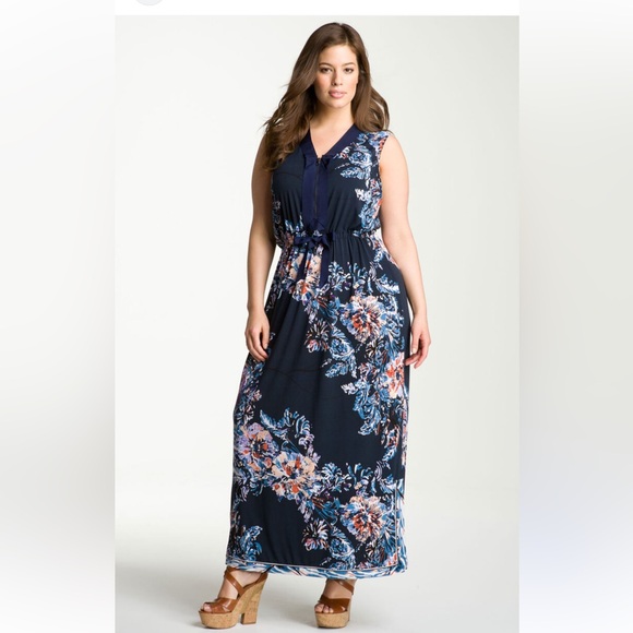 Tahari Dresses & Skirts - NWT Tahari Maxi MSRP $200 Dress Blue Print Zipper Front Size 3X